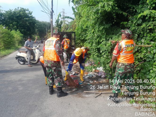 
					Satgas Sampah Koramil 01/Tln Bersihkan Kandang Genteng