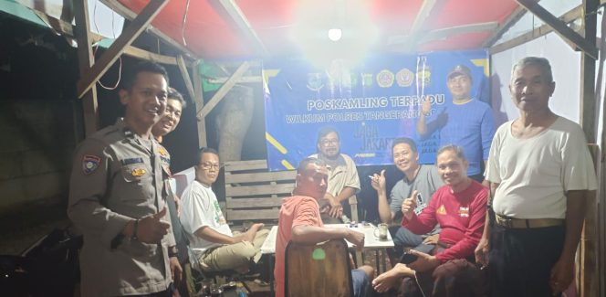 
					Pengecekan Poskamling Terpadu, Bhabinkamtibmas Polsek Serpong Ajak Warga Tingkatkan Kewaspadaan