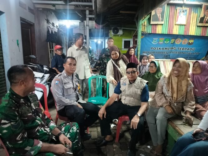
					Poskamling Terpadu Lengkong Gudang Aktif, Polsek Serpong Perkuat Keamanan Lingkungan Bersama Warga