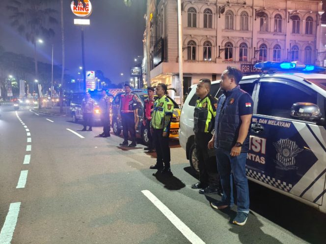 
					Patroli Ops Cipta Kondisi Polsek Kelapa Dua Jaga Situasi Kamtibmas Tetap Kondusif