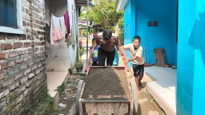 
					Tim SAR Brimob Jabar : Hari Ke – 12 Pembangunan Jembatan Penghubung 2 Desa di Kadipaten Majalengka Segera Rampung