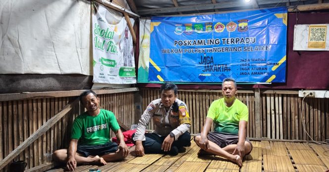 
					Bhabinkamtibmas Polsek Serpong Tingkatkan Keamanan Lingkungan Melalui Pengecekan Poskamling Terpadu