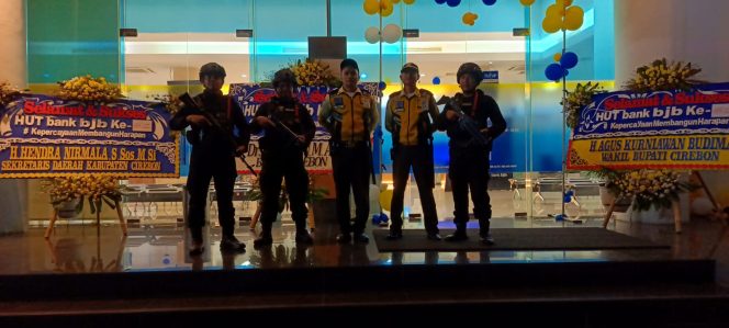 
					Patroli Malam Brimob Jabar di Cirebon, Wujud Nyata Kehadiran Negara Jaga Kamtibmas Tetap Kondusif