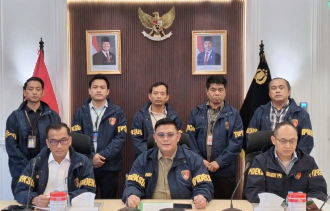 
					Dittipideksus Bareskrim Polri Bongkar Tambang Ilegal, Direktur Perusahaan Jadi Tersangka