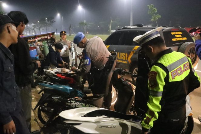 
					Persempit Ruang Pelaku Kejahatan Jalanan, Polres Tangsel Gelar Patroli Razia Stasioner