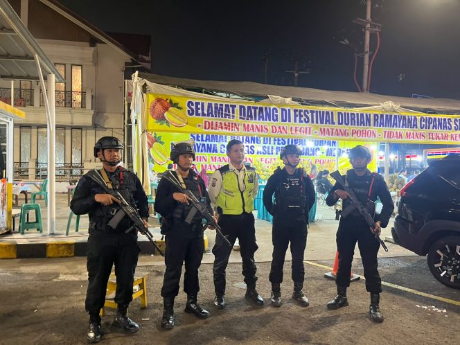 
					Patroli Malam Brimob Jabar di Cianjur, Wujud Nyata Kehadiran Polri Menjaga Kamtibmas Masyarakat