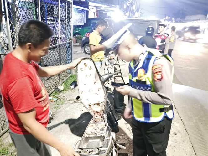 
					Polsek Legok Gelar Razia Stasioner Antisipasi Kejahatan Jalanan
