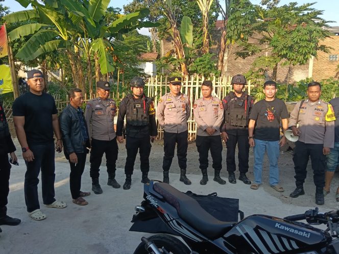 
					Granat Diduga Peninggalan Masa Revolusi Ditemukan Warga, Tim Jibom Polda Jabar Lakukan Pemusnahan di Leles Garut