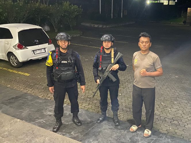 
					Patroli Harkamtibmas Brimob Jabar di Lembang, Wujud Nyata Kehadiran Polri Jaga Keamanan Masyarakat
