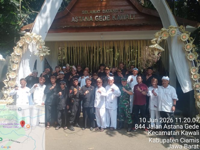 
					Camat Kawali Sambut Bupati Ciamis di Penutupan Napak Tilas Hari Jadi ke-378