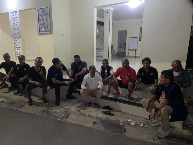 
					Unit Reskrim Polsek Pamulang Sambangi Pos Kamling Pamulang Timur, Perkuat Sinergi Warga Jaga Kamtibmas