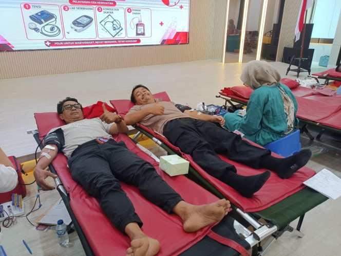 
					Menyambut Hari Bhayangkara ke-80, Polres Tangerang Selatan Gelar Bakti Kesehatan dan Donor Darah