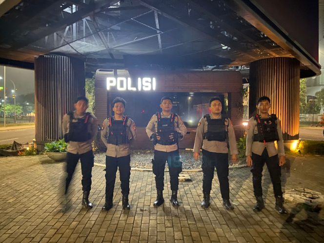 
					Patroli Strong Point Dini Hari, Polres Tangerang Selatan Perkuat Keamanan dan Cegah Gangguan Kamtibmas