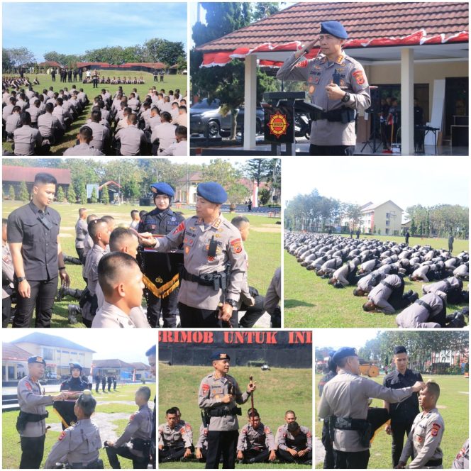 
					Dansat Brimob Polda Jabar Sambut 436 Bintara Remaja Dengan Tradisi Penyiraman Penuh Makna