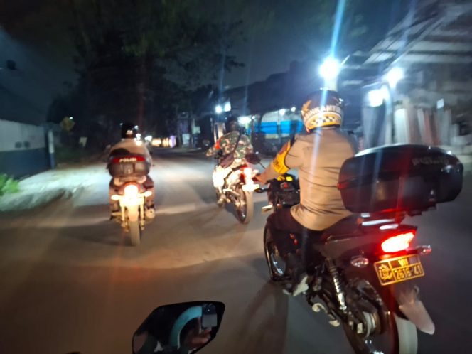 
					Sinergitas TNI-Polri Jaga Kondusivitas Wilayah, Patroli Gabungan Pantau Kamtibmas di Curug