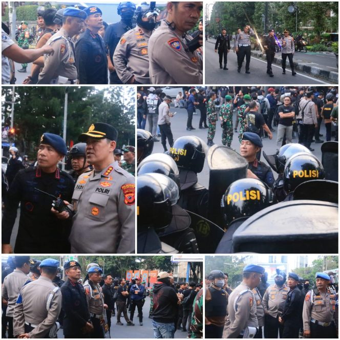 
					Brimob Polda Jabar Kawal Aksi Mahasiswa di DPRD Jabar dengan Pendekatan Humanis