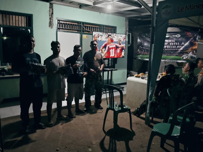 
					Koramil 03/Legok Gelar Nobar Gembira Piala Dunia Bersama Polsek dan Masyarakat