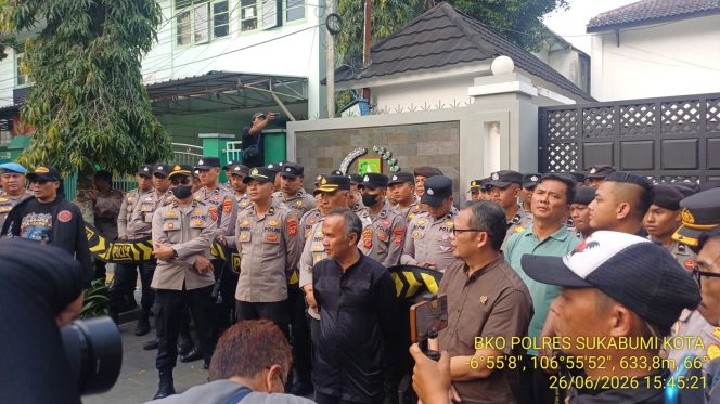 
					Pengamanan Humanis Satbrimob Polda Jabar Kawal Aksi Damai AKBAR 2026 di Kota Sukabumi Berjalan Aman dan Kondusif