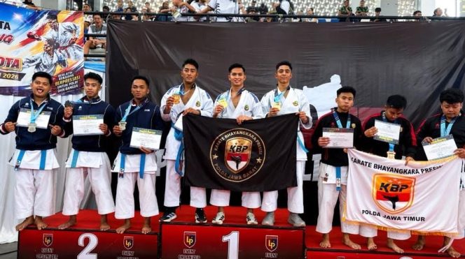
					Satbrimob Polda Jabar Sabet Tiga Emas di Kejuaraan Karate Nasional Piala Kapolri 2026