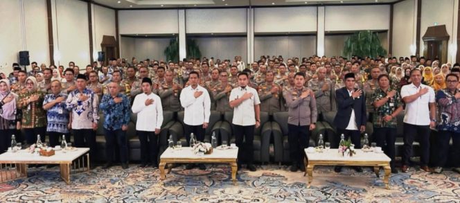 
					Deklarasi Bersama Tolak Intoleransi dan Terorisme, Densus 88 AT Polri Perkuat Ketahanan Sosial Masyarakat