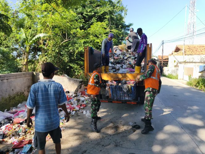
					Satgas Sampah Kodim Tigaraksa Bersihkan Jalur Menuju Tanjung Kait, Bangun Kepedulian Warga Jaga Lingkungan