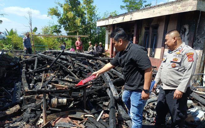 
					Rumah Panggung di Kadungora Ludes Terbakar, Polisi Lakukan Olah TKP dan Pendataan Korban