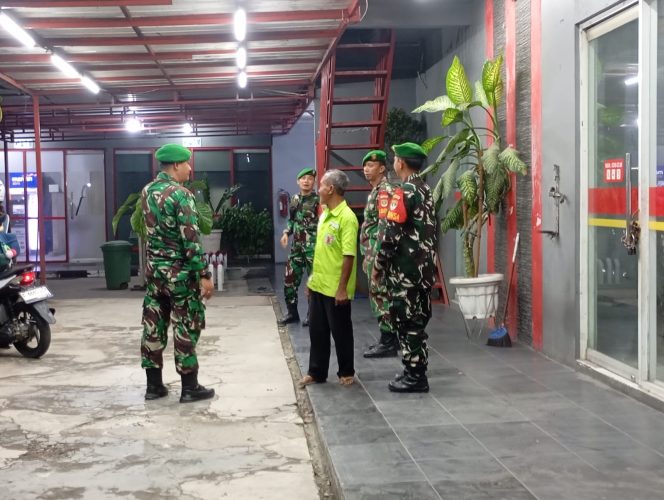 
					Koramil 04/Cikupa Patroli Berkendara Maung Pastikan Wilayah Aman dan Kondusif