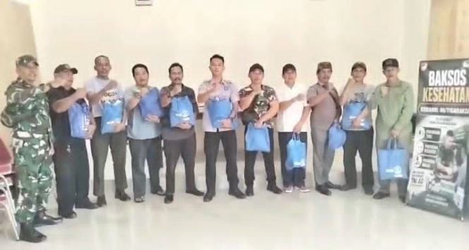 
					Wujud Kepedulian TNI terhadap Kesehatan Warga, Koramil 06/Trs Gelar Baksos