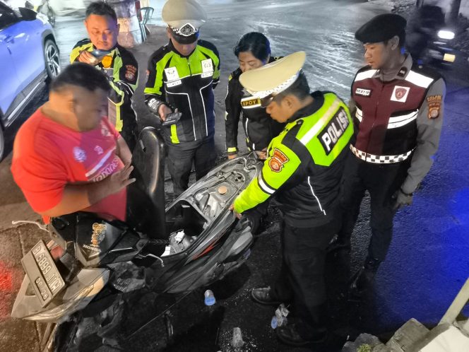 
					Polsek Kelapa Dua Berantas Potensi Gangguan Kamtibmas Lewat Patroli Razia