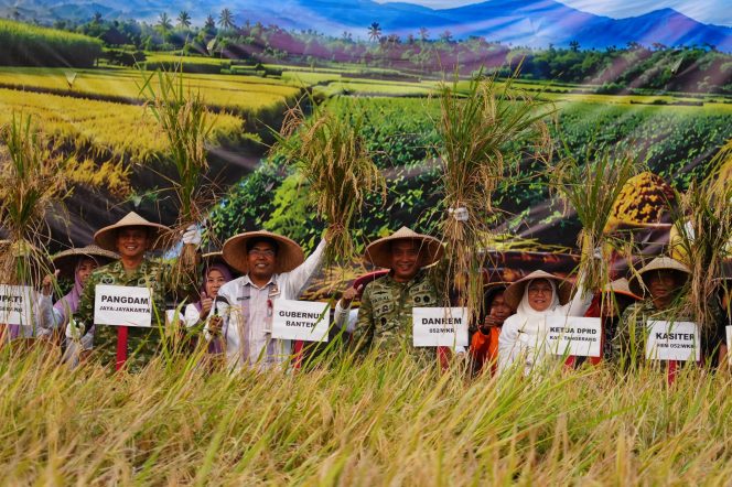 
					Danrem 052/Wijayakrama Tegaskan Komitmen Kokohkan Ketahanan Pangan Nasional