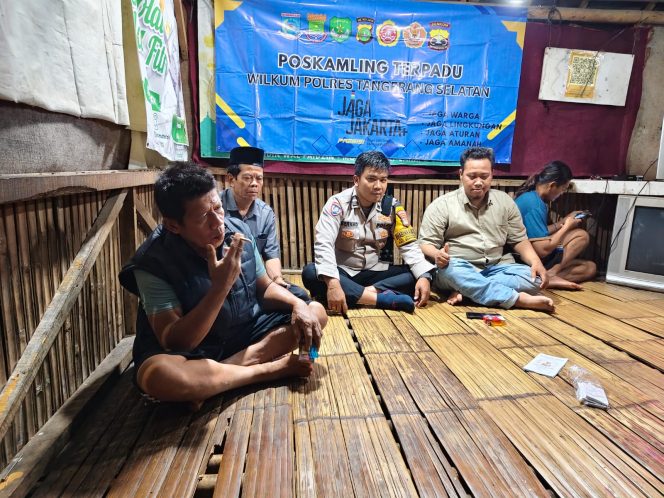 
					JagaJakarta On The Spot, Polsek Serpong Perkuat Peran Poskamling Wujudkan Lingkungan Aman dan Kondusif