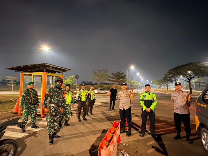 
					Patroli Gabungan Cipta Kondisi dan KRYD Polsek Pagedangan Perkuat Sinergi TNI-Polri Jaga Keamanan Wilayah