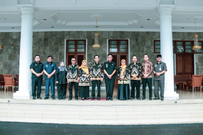 
					Bupati Herdiat Terima Silaturahmi Rektor Baru Unigal, Perkuat Sinergi untuk Kemajuan Ciamis