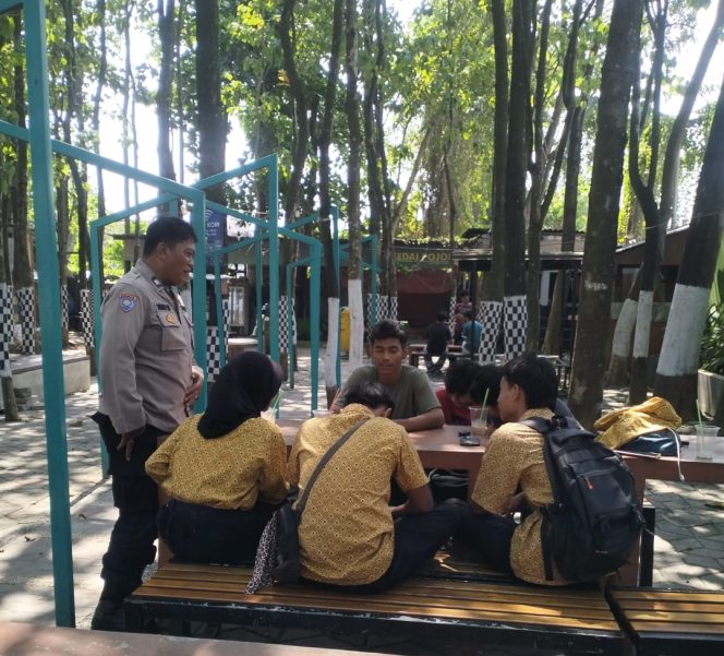 
					Implementasi Deklarasi CETAR, Polsek Kelapa Dua Edukasi Pelajar Cegah Tawuran Sejak Dini