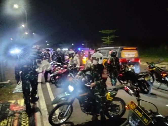 
					Cegah Balap Liar dan Tawuran Remaja, Koramil 03/Legok Gelar Patroli Bersama Polsek