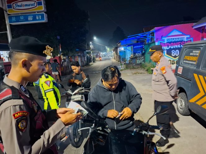 
					Berantas 3C, Geng Motor, dan Balap Liar, Polsek Curug Gelar Razia Stasioner
