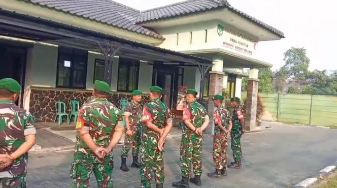 
					Apel Pagi, Danramil 14/Panongan Tekankan Kesiapsiagaan, Disiplin, dan Kepekaan Babinsa terhadap Kondisi Wilayah