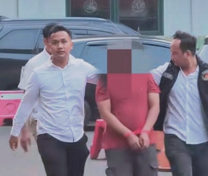 
					Teror Ancaman Bom SDN, Polisi Berhasil Menangkap Terduga Pelaku di Jagakarsa