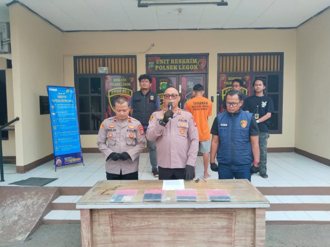 
					Polsek Legok Ungkap Kasus Curas, Pelaku Perampasan Motor Dibekuk di Jakarta Barat