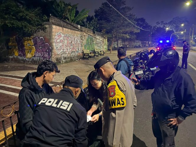 
					Patroli Cipta Kondisi Polsek Pamulang Intensif Digelar, Antisipasi 3C hingga Balap Liar Demi Kamtibmas Kondusif