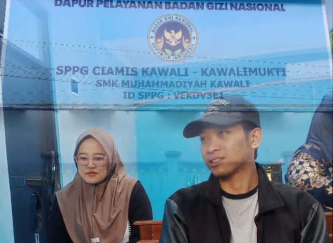 
					Di Duga Langgar Aturan, Dapur SPPG SMK Muhamadiah Kawalimukti Gunakan Ruang Kelas Dan Perpustakaan SMP Muhamadiah Kawali