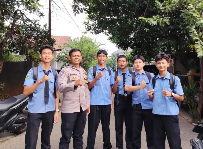 
					Patroli CETAR di SMKN 6 Kabupaten Tangerang, Polsek Pagedangan Perkuat Pencegahan Tawuran Pelajar