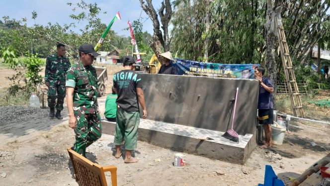 
					TNI AD Manunggal Air, Kodim 0510/Tigaraksa Hadir untuk Masyarakat Bangun Sarana Air Bersih di Patrasana