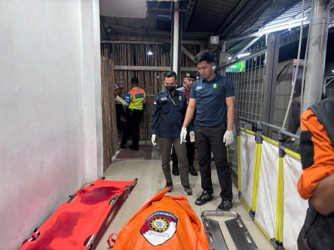 
					Siswi 14 Tahun Meninggal Dunia di Stasiun Jurangmangu, Polisi Lakukan Penyelidikan