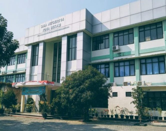 
					Ketum FWJI: Jika Ada Indikasi Pungli Perbaikan Fasilitas, SMAN 14 Kota Bekasi Harus Diberi Sangsi