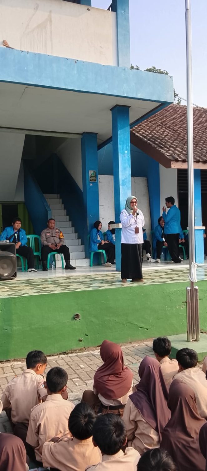 
					Police Go to School, Polsek Legok Edukasi Pelajar melalui Program CETAR dan Cooling System