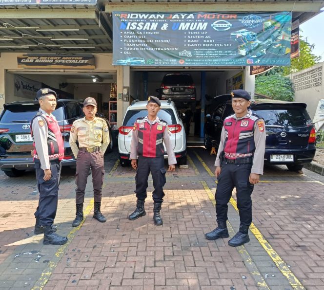 
					KRYD Polsek Kelapa Dua Perkuat Patroli Strong Point, Cegah Kejahatan di Lingkungan Warga