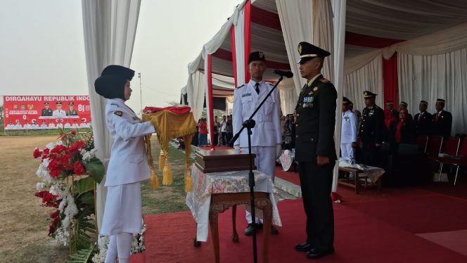 
					Penurunan Bendera HUT ke-81 RI di Rajeg Berlangsung Khidmat, Danramil Tekankan Makna Kemerdekaan