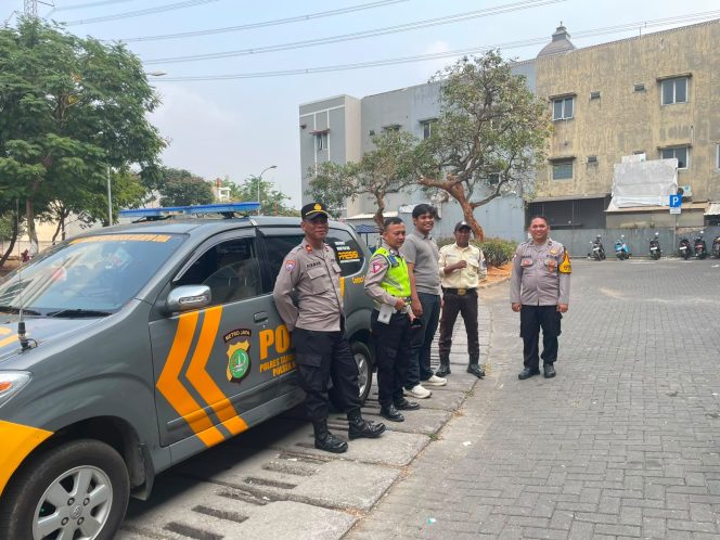 
					Patroli Mobile Skala Sedang Polsek Kelapa Dua, Wujudkan Kamtibmas Aman dan Kondusif