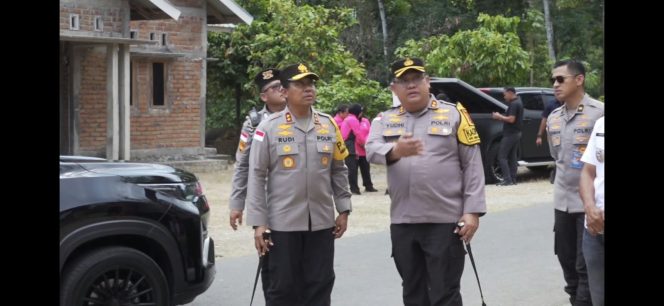 
					Rumah Boleh Terdampak Gempa,Tapi Pengabdian Tak Boleh Berhenti